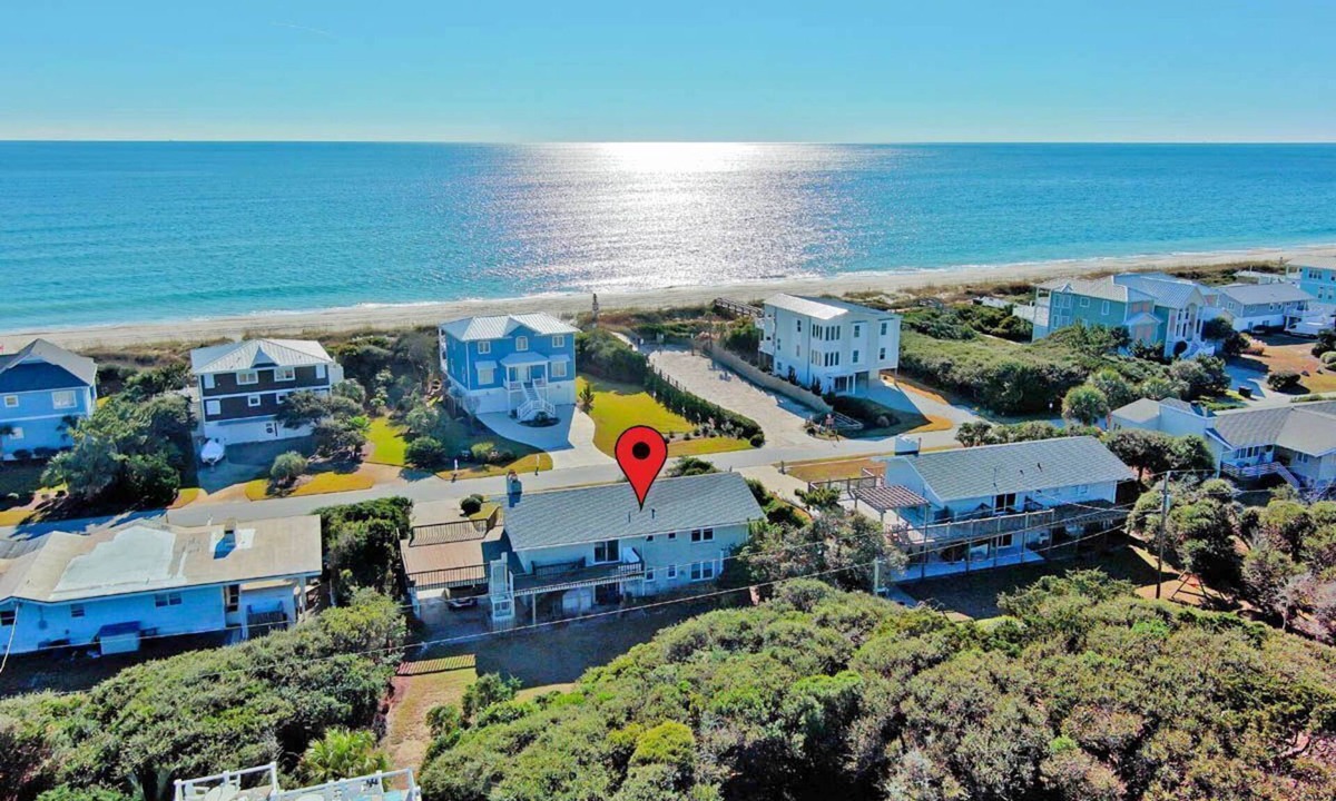Pine Knoll Shores House | The Griffin House, Almost Oceanfront House with Beach Access across the street!