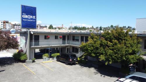 Fairmount Park Hotel | The Grove West Seattle Inn
