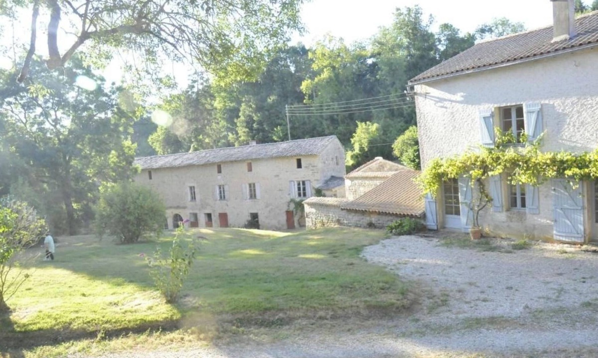 Echire House | The Guardian House