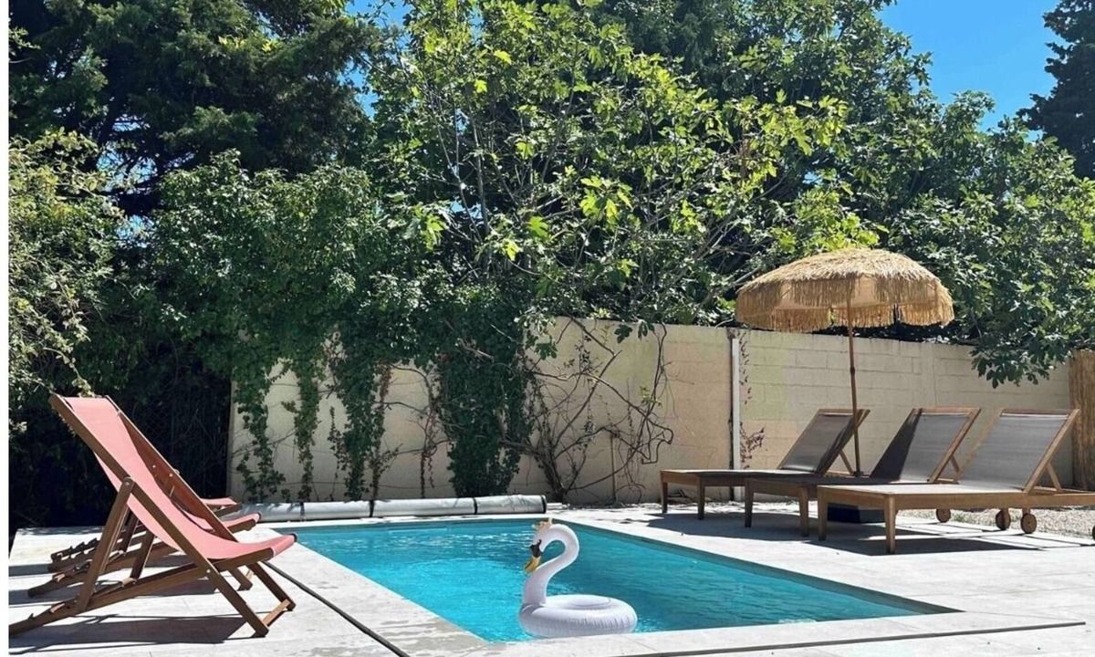 Nyls Villa | The guinguette under the mulberry trees