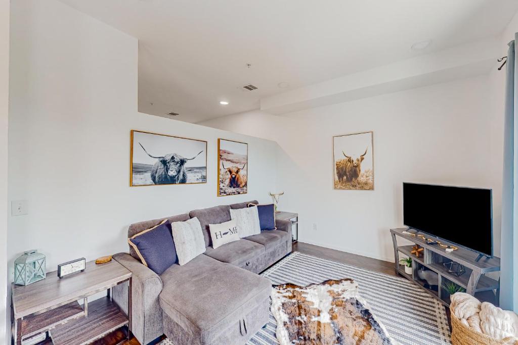 Edgehill Apartment | The Gulch Key