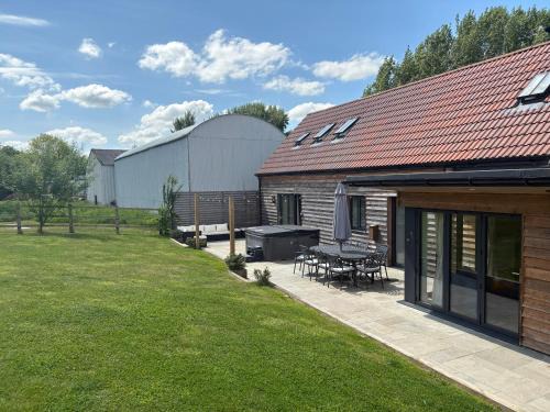 Sherborne House | The Gully