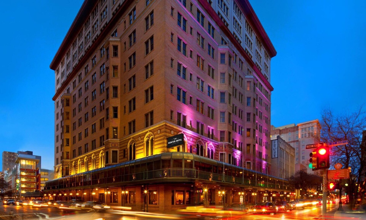 Downtown San Antonio Hotel | The Gunter Hotel San Antonio Riverwalk