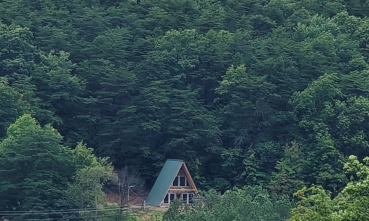 Spencer House | The H/skell near Fall Creek Falls