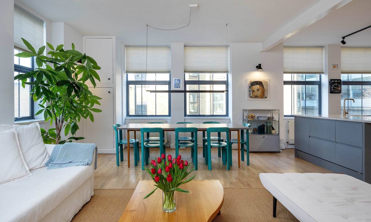 Homerton Apartment | The Hackney Loft, by Veeve