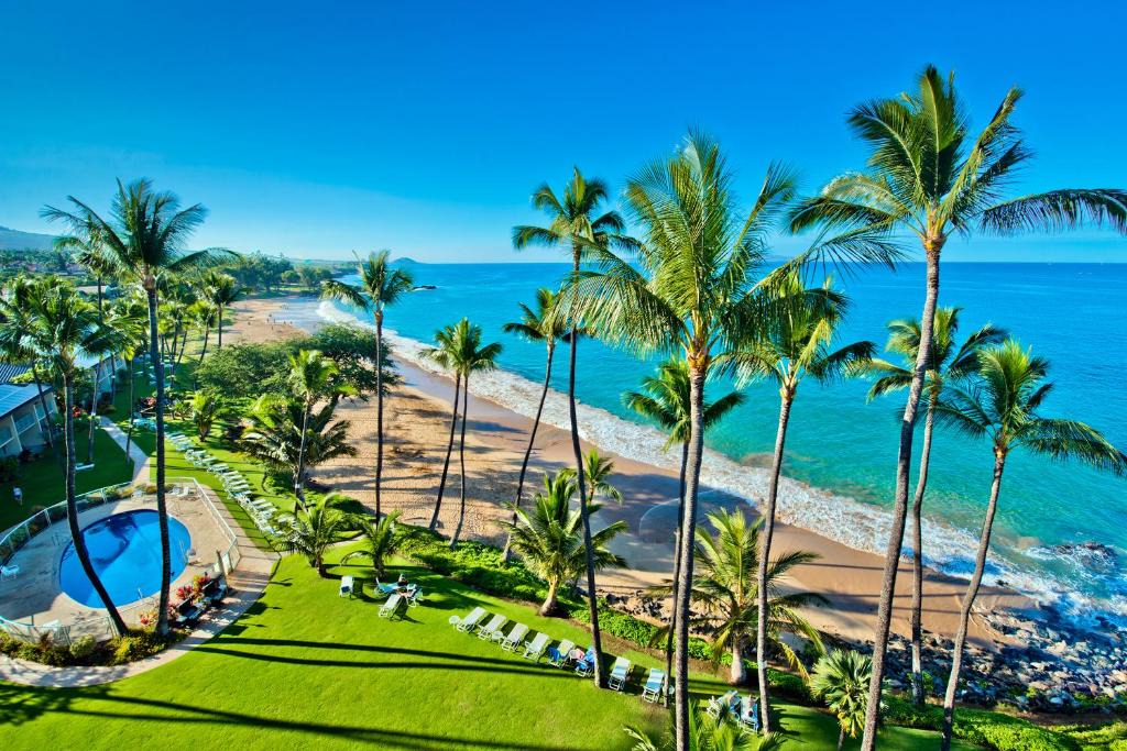 Kihei Resort | The Hale Pau Hana