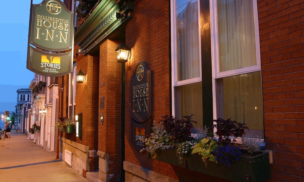 Downtown Halifax Hotel | The Halliburton
