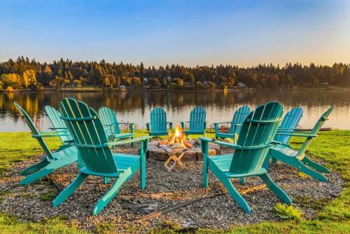 Agate House | The Hammersley Luxury Waterfront Estate!