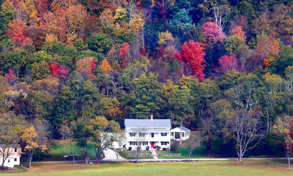 Andover Bed & Breakfast | The Hann Homestead Inn