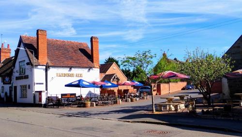 Melbourne Hotel | The Hardinge Arms