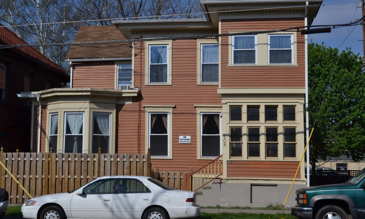 Ithaca Apartment | The Haven: A Spacious Downtown Victorian Apartment