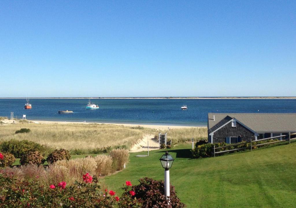 Chatham Hotel | The Hawthorne