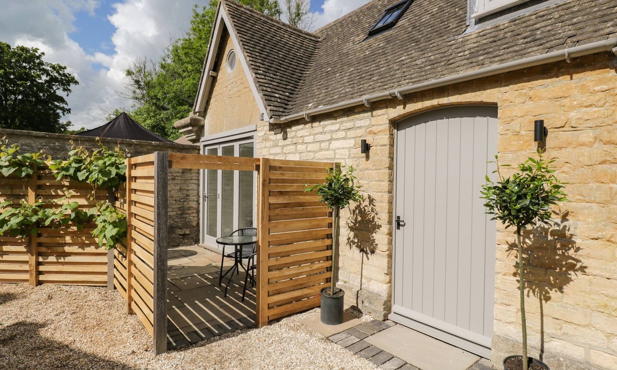 Westonbirt Cottage | The Hayloft