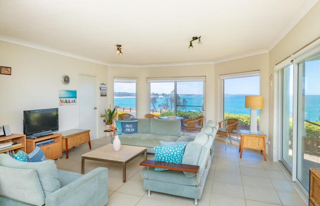 Woolgoolga Apartment | The Headland