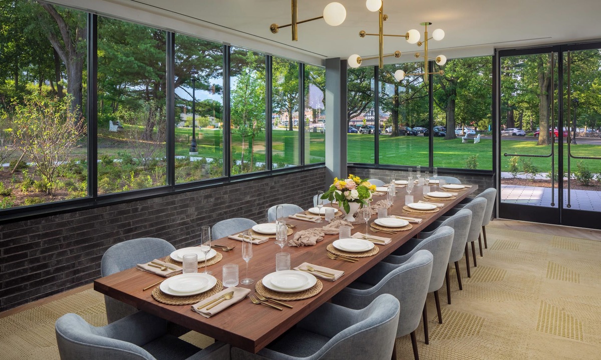 Arlington Hotel | The Heartwood