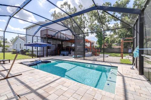 Tampa Heights House | The Heights Hideaway - For 10