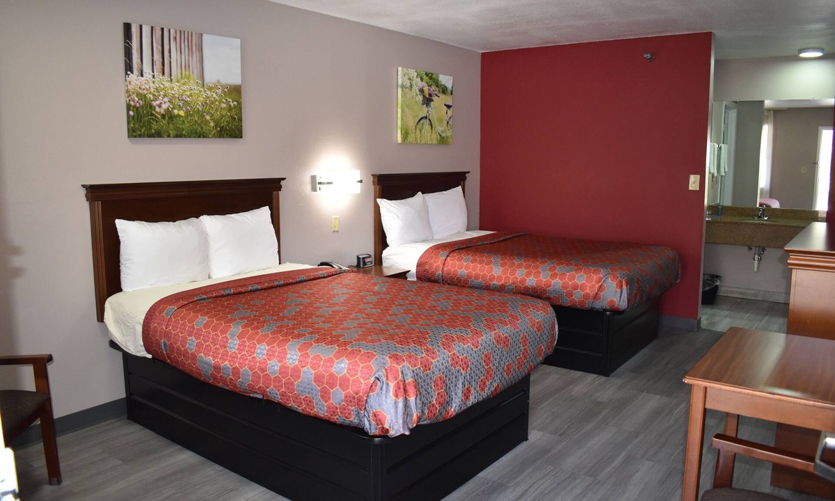 Huntingdon Hotel | The Heritage Inn