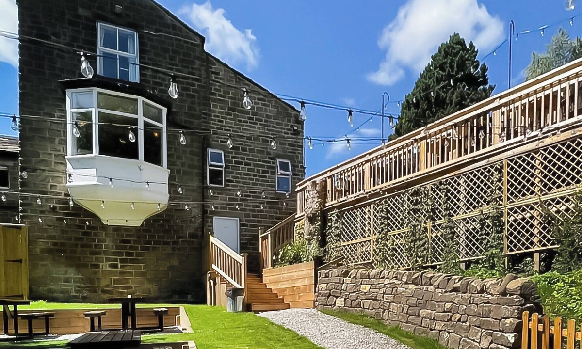 Ilkley Cottage | The Hermit Inn Hideout