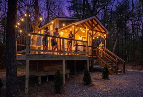 Trenton House | The Hickory Tiny Home in Menlo