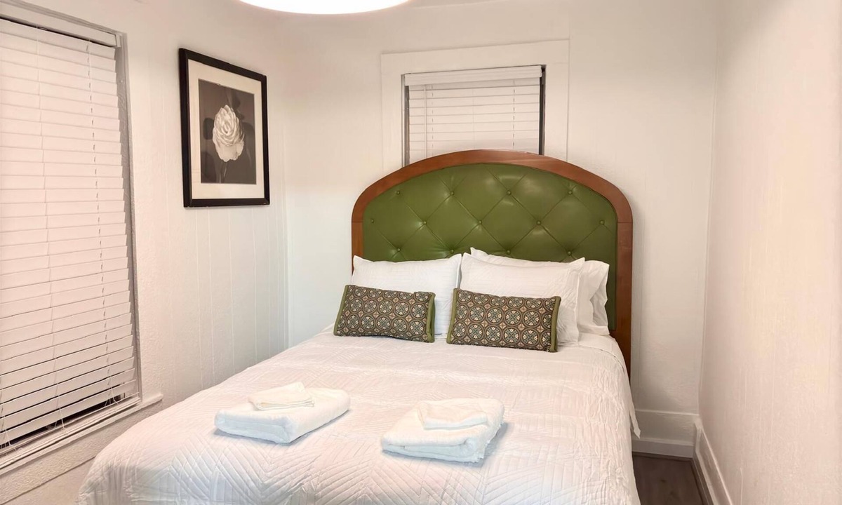 Greater East End House | The Hideaway Adorable 2-bedroom