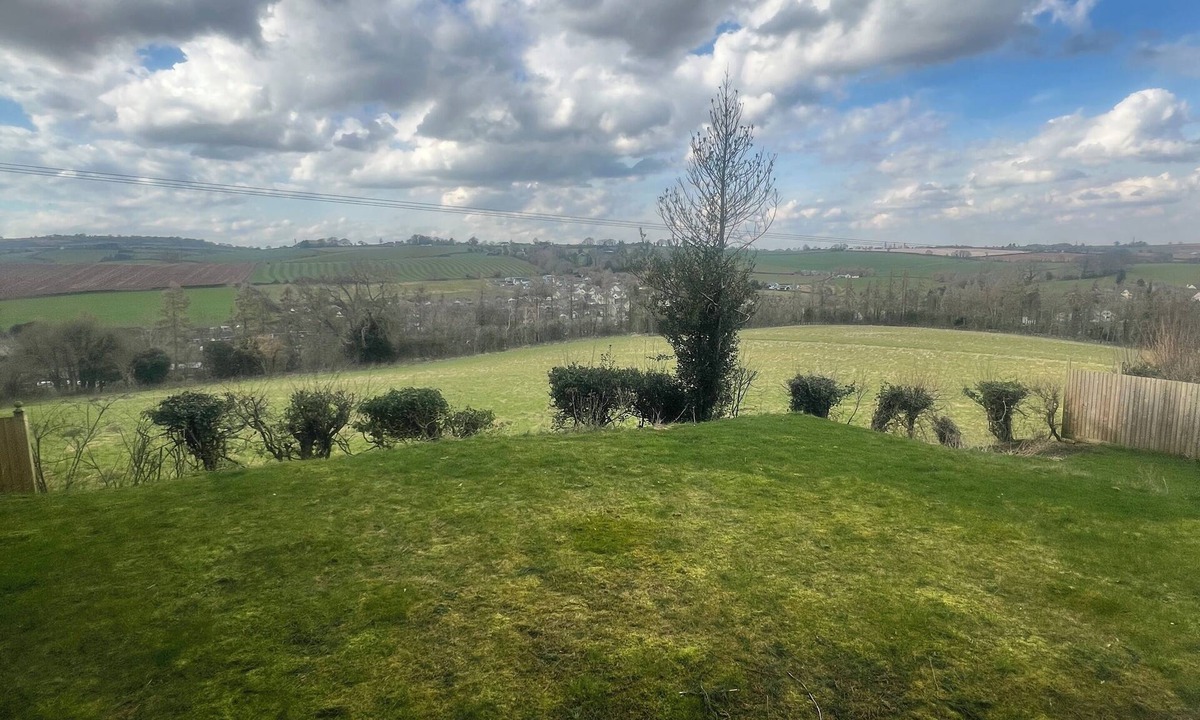 Symonds Yat Cabin | The Hideaway at Symonds Yet with Hot Tub