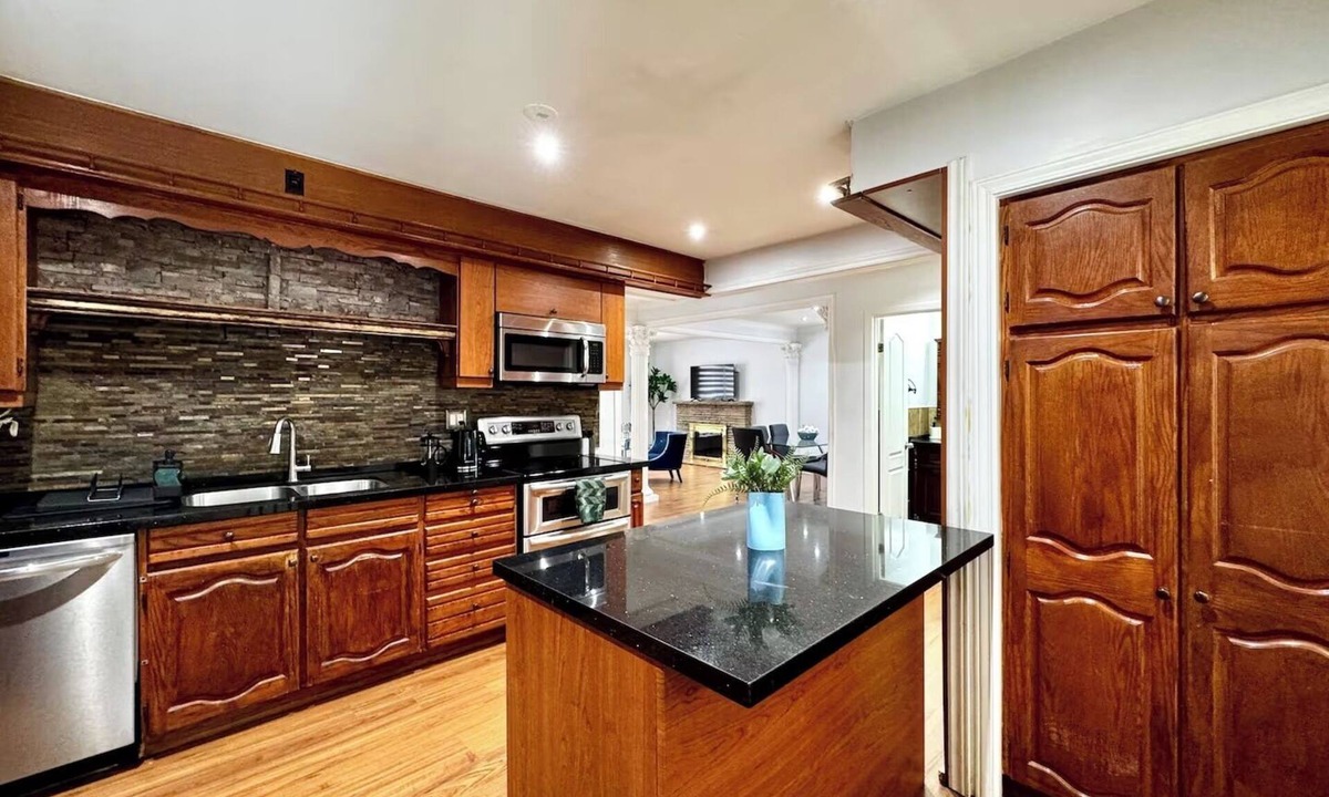 Thornhill House | The Hideaway Haven