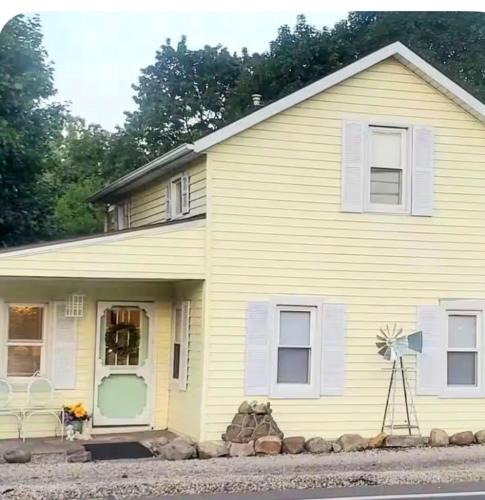 North Canton House | The Hideaway