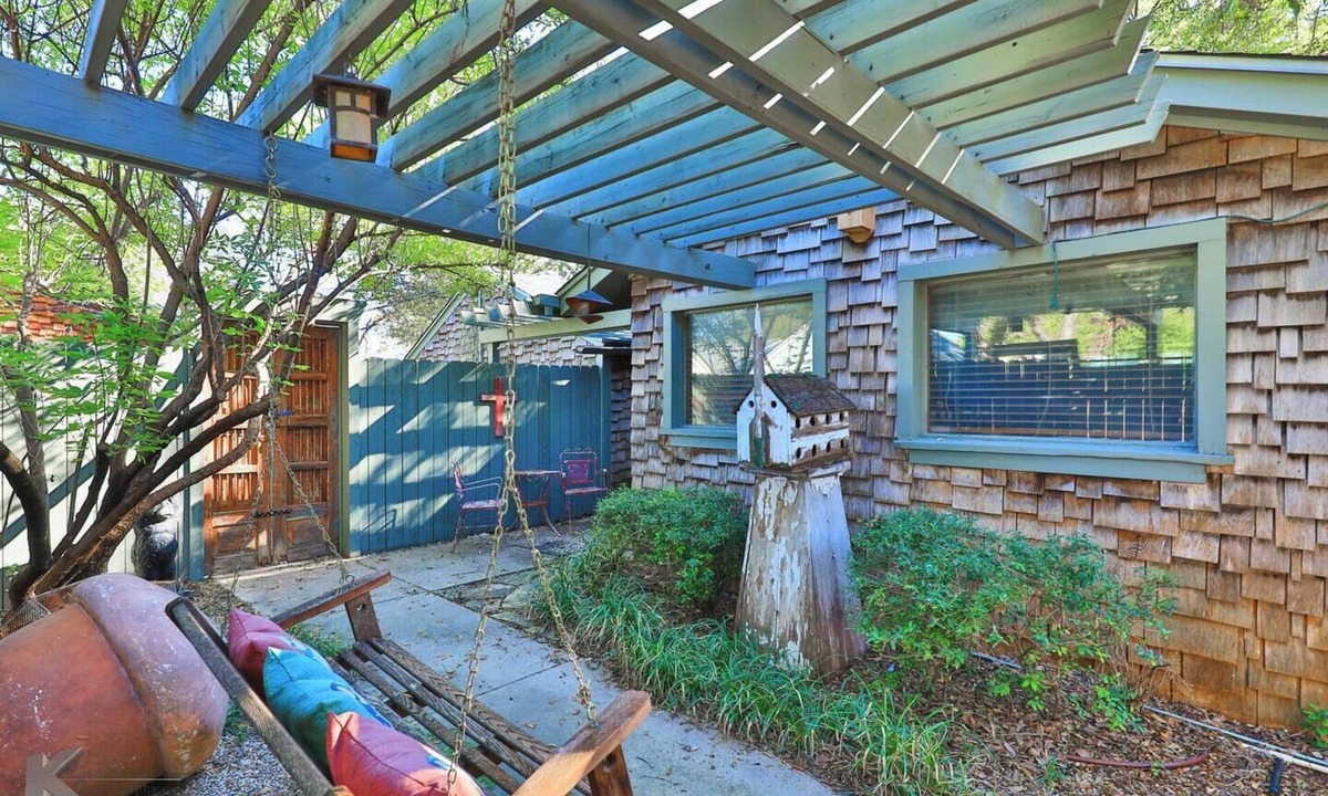 Sayles Blvd. Area House | The Hideout - A Sayles Ranch Guesthouse