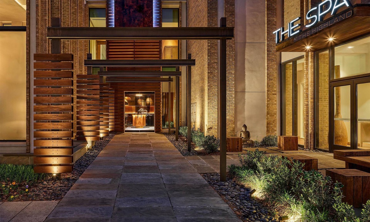 Glencoe Hotel | The Highland Dallas, Curio Collection by Hilton
