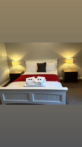 Charnock Richard Hotel | The Hinds Head Hotel