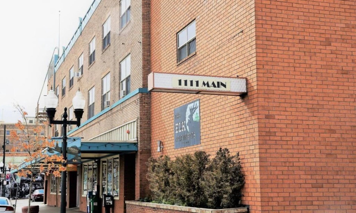 Downtown Klamath Falls Apartment | The Historic George Hotel