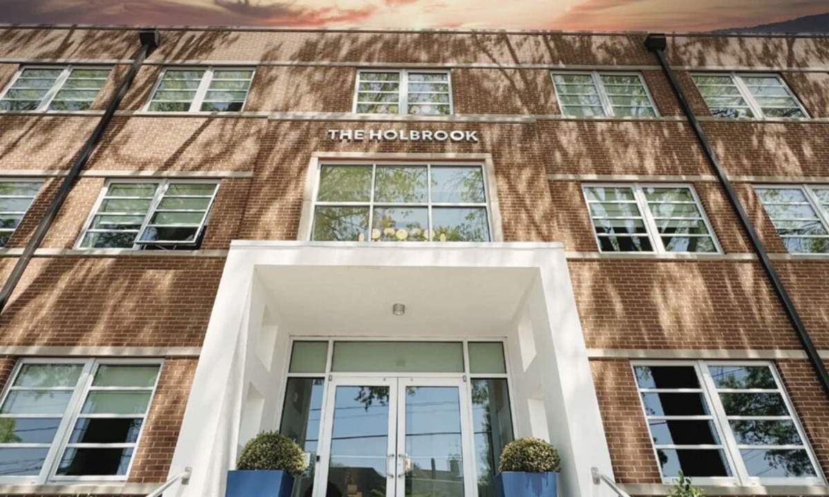 Danville Hotel | The Holbrook Hotel
