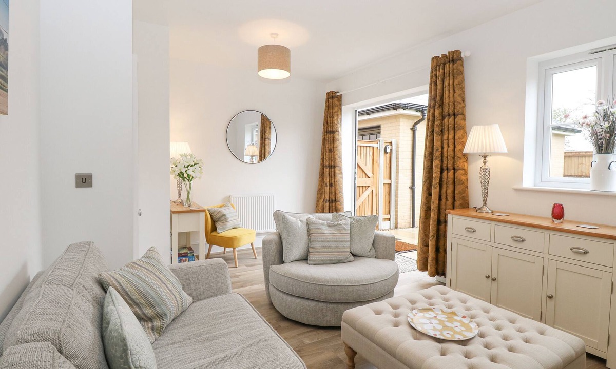 Sprowston Cottage | The Hollies