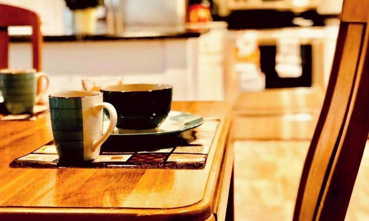 Hollywood House | The Hollywood