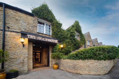 Steeple Aston Hotel | The Holt Hotel