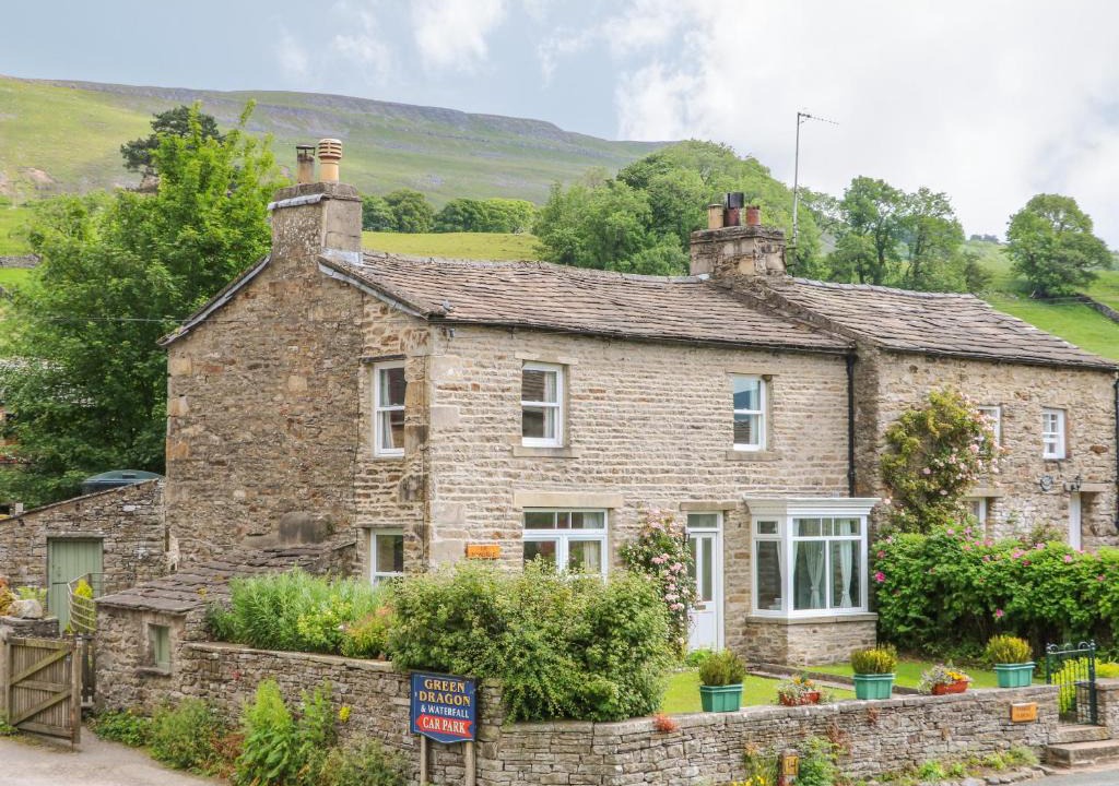 Appersett House | The Homestead