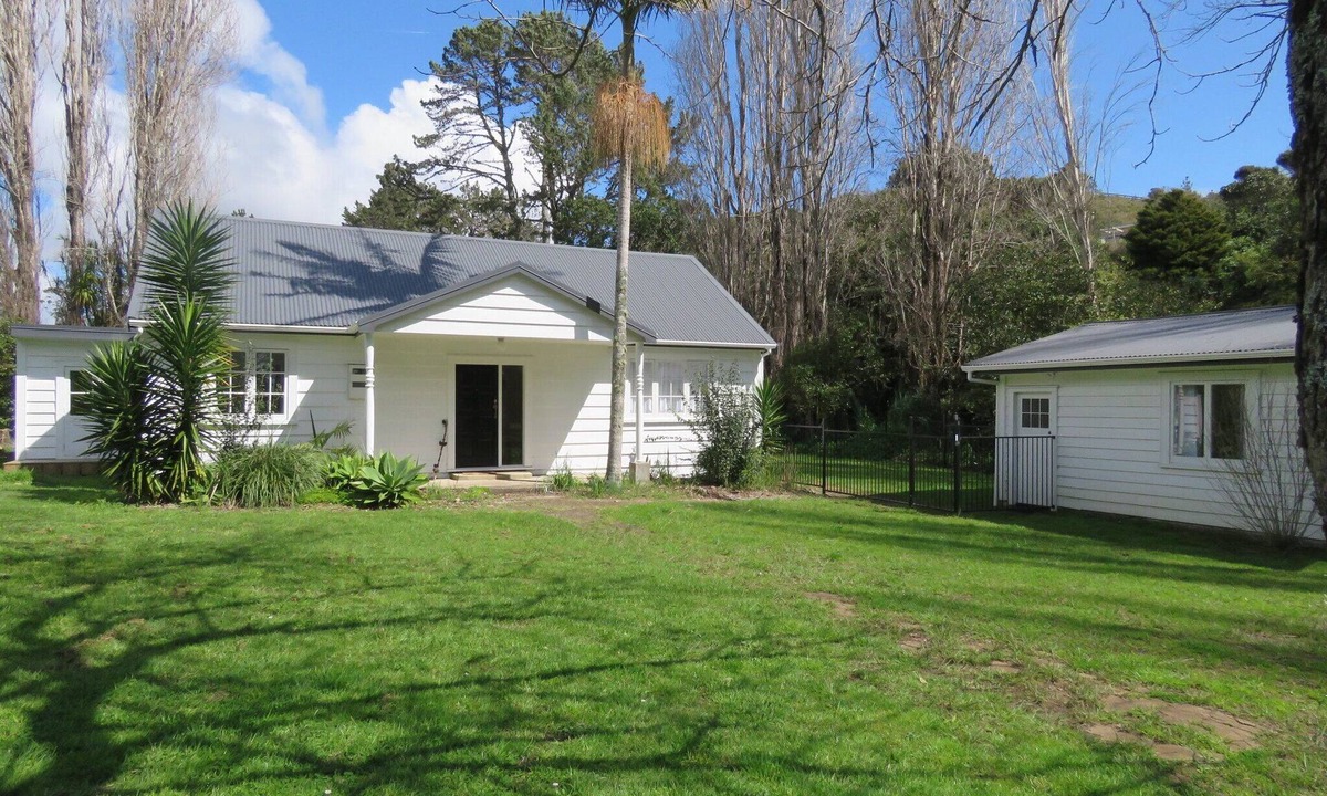 Cable Bay House | The Homestead