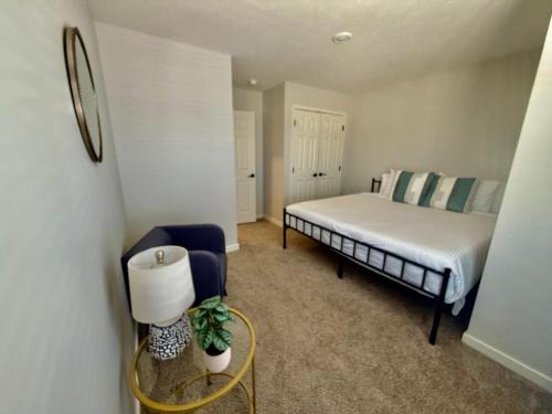 Elkhorn House | The HoneyBee at Coventry Rows