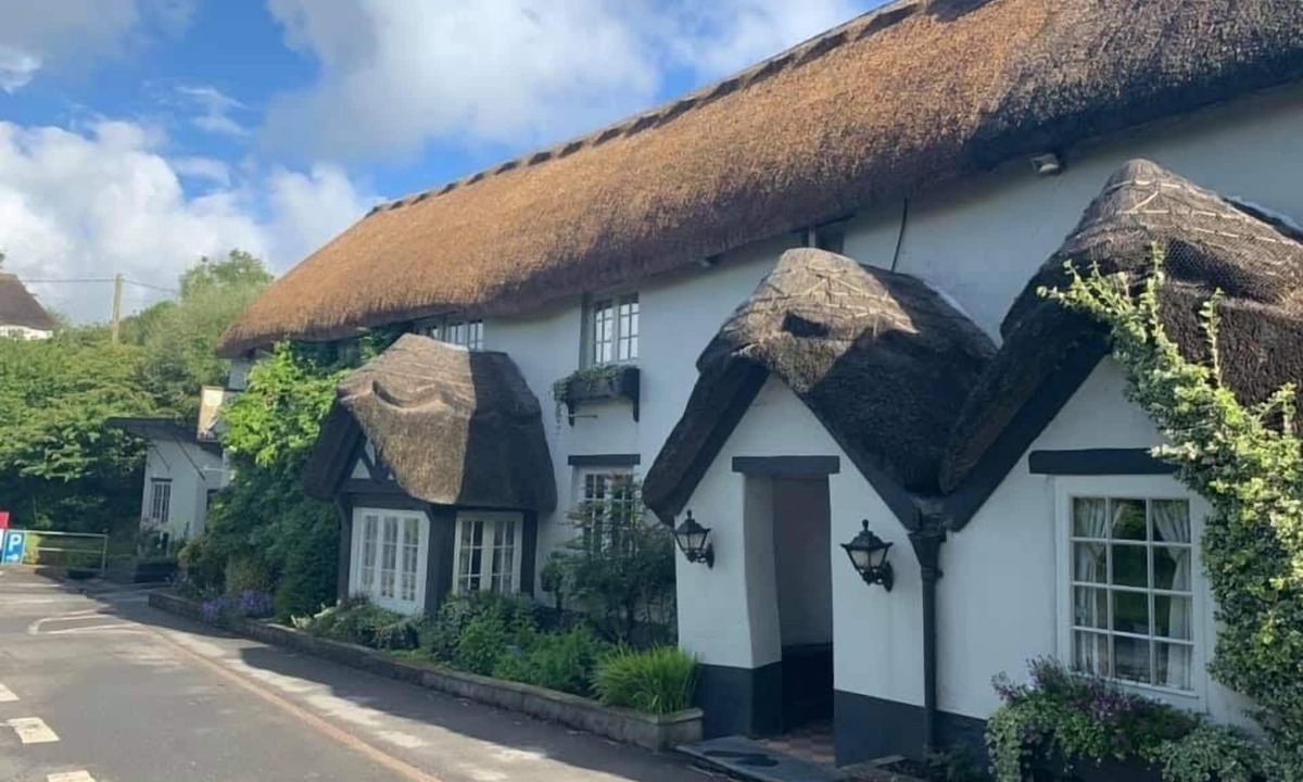 Bideford Hotel | The Hoops Inn