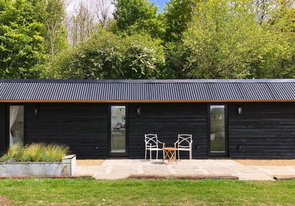 Boughton-under-Blean House | The Hopper Huts