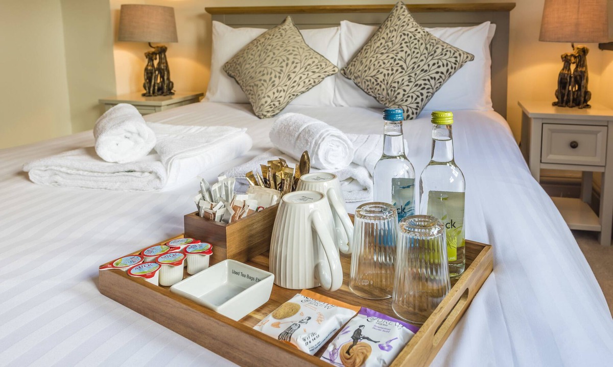 Hopton Wafers Hotel | The Hopton Crown