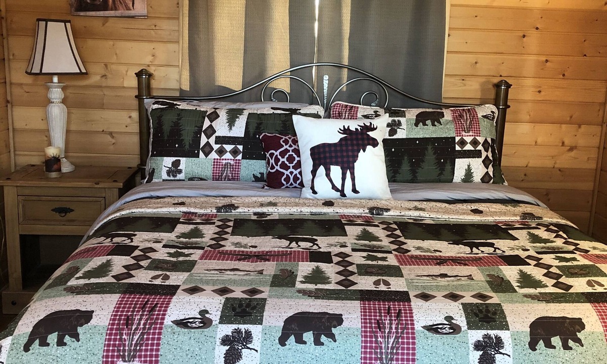 Clark Cabin | The Horse Lodge