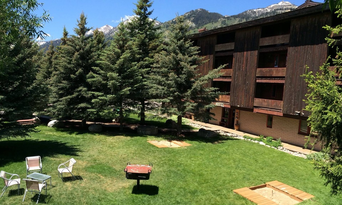 Teton Village Hostel | The Hostel