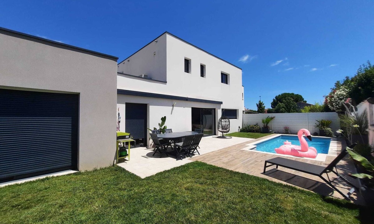 Lattes House | THE HOUSE IN THE SUN