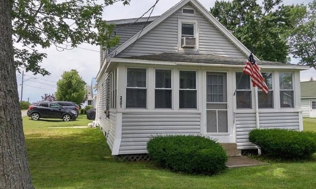 Sylvan Beach House | The House near Sylvan Beach