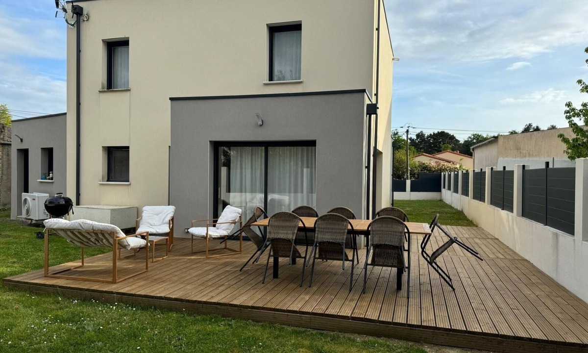 La Bernardiere House | The house of happiness
