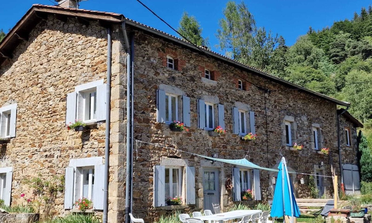 Sembadel Cottage | The house under the stars