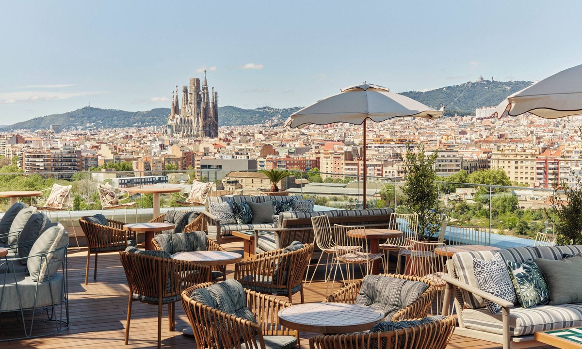 El Parc i la Llacuna del Poblenou Hotel | The Hoxton Poblenou