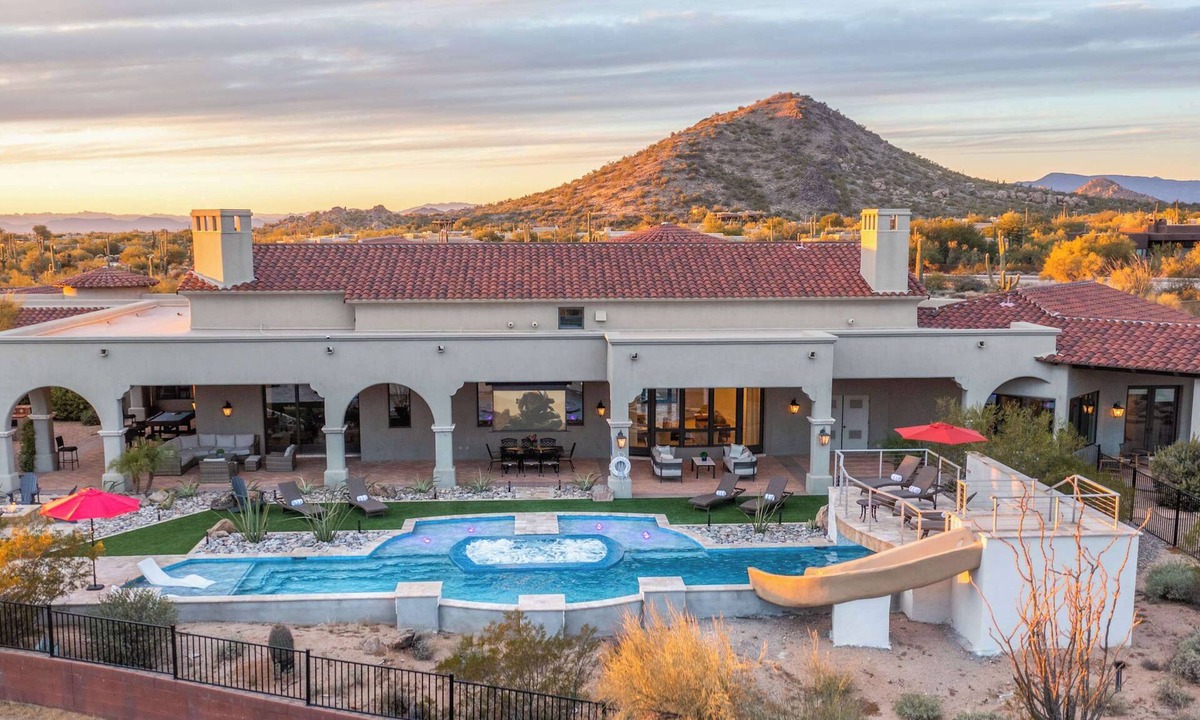 Pinnacle Peak House | The Hozho Tranquility Estate