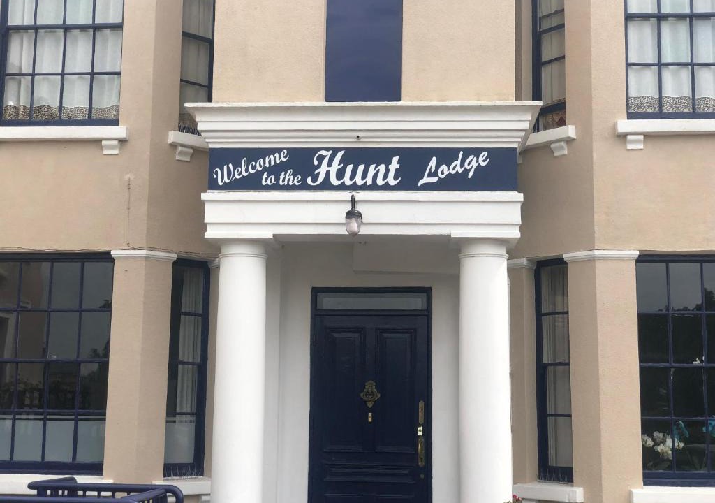 Linslade Hotel | The Hunt Lodge